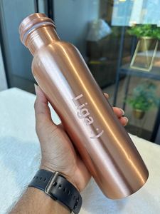 Handcrafted <b>Copper</b> Bottle with Elegant Hammered DesigneSmart Drinkware - Product Image 5
