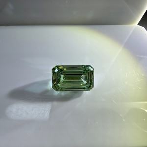 Diamante Cultivado en Laboratorio, Corte Esmeralda, 5CT, Verde Intenso, Certificado IGI, VS2, Diamante Suelto - Product Image 1