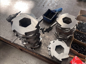 Broyeur à deux arbres EB500 Idéal pour les déchets <span class=keywords><strong>de</strong></span> palettes, les feuilles <span class=keywords><strong>de</strong></span> polycarbonate, les boîtes <span class=keywords><strong>de</strong></span> conserve et les déchets <span class=keywords><strong>de</strong></span> papier - Product Image 3