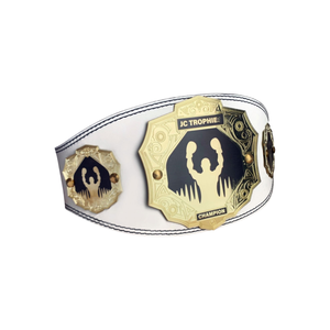 Cinturón de Campeonato Blanco Personalizable con Placas Doradas, Cinturón de Título de Campeón de Boxeo, Diseño de Trofeos JC - Product Image 1