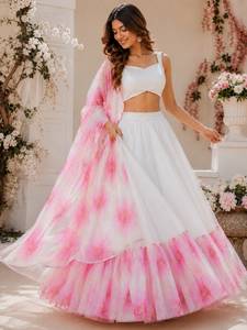 Lehenga de organza con estampado digital de diseñador, con blusa de organza con pelaje y dupatta de organza con estampado digital, conjunto listo para usar. - Product Image 3