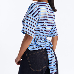 T-shirt court rayé pour femme de haute qualité, à manches courtes, col rond, coupe ajustée, tricoté, décontracté, d'été, rayures bleues et violettes, style baby top - Product Image 2