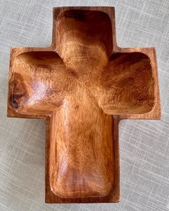Portavelas de Madera en Forma de Cruz con Hierbas Incorporadas para Actividades Religiosas, Diseño Ecológico para la Elaboración de Velas - Product Image 5