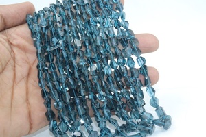 Perles de topaze bleue de Londres naturelle de qualité supérieure, forme de pépite simple, 8-12 mm, brin de 16 pouces pour la fabrication de bijoux - Product Image 2