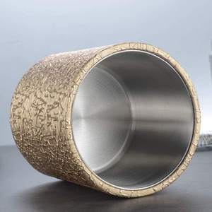 ถังน้ำแข็งทองคำสุดหรูพร้อมฝาปิด สำหรับแช่เครื่องดื่ม ขวดไวน์ ค็อกเทล สำหรับงานปาร์ตี้ - Product Image 6