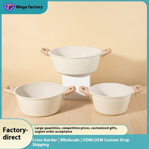 Casserole antiadhésive avec couvercle en verre et poignée en bois pour cuisine domestique - Product Image 5