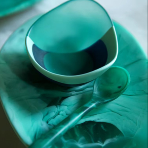 Bol à salade en résine époxy polie de haute qualité, fait main, vaisselle durable pour la maison, les restaurants et les fêtes, design attrayant - Product Image 1