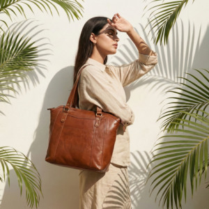Bolso Tote Grande de Cuero Genuino Marrón – Bolso de Hombro Espacioso para Uso Diario con Diseño Clásico Minimalista - Product Image 1