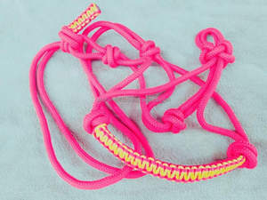 Diseño de tejido hecho a mano Equipo de equitación Cuerda Halter Precio razonable con resaltador de diferentes colores - Product Image 5