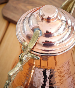 Carafe à eau en cuivre pur au design martelé, poignée en laiton, capacité 500-1000 ml, style classique pour la cuisine et la table - Product Image 6