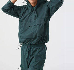 Ensemble de survêtement deux pièces coupe-vent respirant et solide pour homme, collection hiver 2026 – Vente en gros - Product Image 4