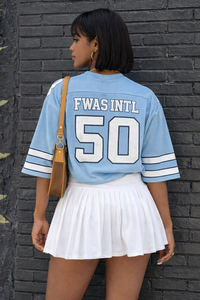 Camiseta deportiva holgada estilo universitario personalizada, camiseta corta informal con estampado de letras personalizadas, camiseta de fútbol americano. - Product Image 3