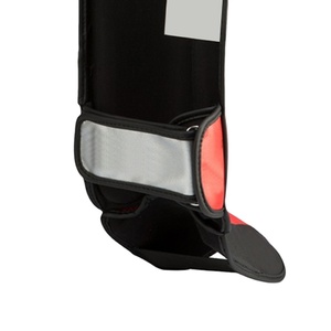 Conception et logo personnalisables Protège-tibias en cuir PU véritable de protection complète pour l'entraînement de la boxe Services OEM offerts - Product Image 6
