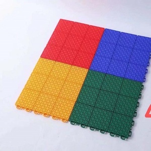 Dalles de sol professionnelles emboîtables portables en PP pour patinage à roulettes et terrains de sport - Product Image 1