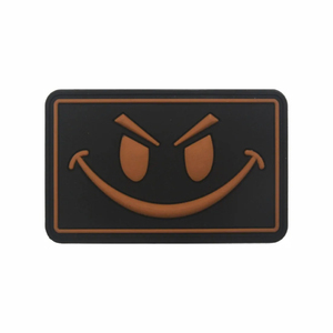 Sacs à vêtements en plastique et caoutchouc avec logo personnalisé, patchs en PVC souple avec logo personnalisé, patchs en PVC 3D sans minimum, patchs en caoutchouc PVC pour vêtements - Product Image 4