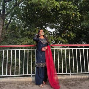 ชุดสูทนักออกแบบ XL ปักเลื่อมด้าย zari - Product Image 6