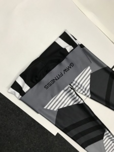 Leggings Deportivos Personalizados para Mujer, Leggings de Gimnasio de Alta Calidad con Cintura Elástica, Ecológicos y Antibacterianos - Product Image 4