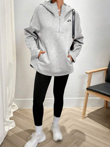 Sudadera de forro polar extragrande con capucha para mujer, manga larga, hombros caídos, cuello tipo embudo, gris liso, transpirable, con logotipo personalizado, al por mayor - Product Image 4