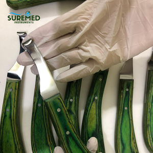 มีดตัดกีบสัตว์  ด้ามไม้ ใบมีดสแตนเลสคมสำหรับตัดแต่งกีบ - Product Image 4