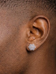 Boucles d'oreilles clous fleur en moissanite multi-tailles en gros, en argent sterling 925, diamant VVS, bijoux de luxe pour hommes et femmes - Product Image 6