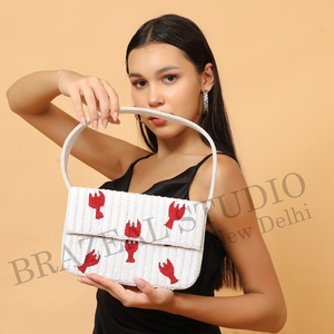 Nuevo Bolso de Hombro de Diseño para Mujer con Cuentas y Patrón Geométrico, para Novias, con Logotipo Personalizado, Correa Única, Satinado, a la Moda - Product Image 3