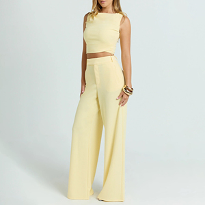 ชุดออกกำลังกายผู้หญิงแบบ 2 ชิ้น ปี 2026 กางเกงโยคะขายาวทรงบาน เสื้อกล้ามคอกว้าง แห้งเร็ว ระบายอากาศได้ดี เหมาะสำหรับฟิตเนสและออกกำลังกาย - Product Image 2