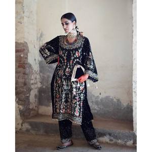 Beautiful <b>Indian</b> & Pakistani Clothing Elegant Party Wear <b>Top</b> Bottom Dupatta Set - Product Image 4