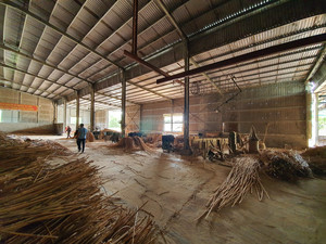Vente en gros de treillis en bambou en forme d'éventail pour plantes grimpantes d'intérieur, fabriqué au Vietnam - Product Image 6