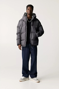 Veste d'hiver à capuche pour homme, rembourrage épais en polyester, coupe-vent, fermeture éclair, style décontracté, couleur unie, coupe régulière - Product Image 4