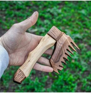 Mini peigne en bois fait main, peigne à cheveux de poche en bambou naturel, cadeau artisanal écologique - Product Image 2