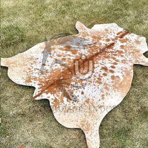 Alfombra de Cuero Vacuno de Colores Increíbles, 25-26 Pies Cuadrados, Tamaño Personalizable, UNBRIDLEDS INDUSTRY, Pakistán - Product Image 4
