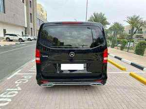 รถตู้เมอร์เซเดส-เบนซ์ แอคทรอส มือสองขายดี รถบัส เกียร์ออโต้ พวงมาลัยซ้าย เครื่องยนต์เบนซินเทอร์โบ R21 ภายในสีเข้ม - Product Image 3