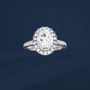 Bague de fiançailles en platine pour femme, diamant ovale taille brillant, style classique, diamants naturels certifiés GIA - Product Image 2
