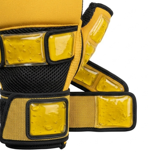 Muñequeras Ajustables de Neopreno con Gel para Entrenamiento de MMA, Gimnasio y Deportes de Combate - Product Image 2
