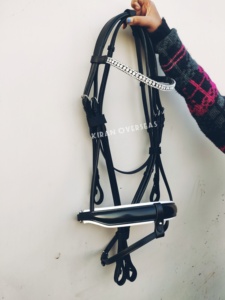Bridon de cheval en cuir véritable de haute qualité avec cristaux blancs sur le nez, modèle Ko-2030, taille complète pour l'équitation par Kirans Overseas - Product Image 3