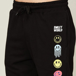 Shorts Bermuda en Coton Noir Tricoté pour Homme avec Imprimé Cartoon, Taille à Cordon, Style Décontracté, Poches, Design Respirant - Product Image 5