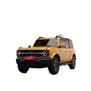 Ford Bronco 2.7 Outer Banks Diciembre 2023 20,485 km Caja de Cambios Automática Asientos de Cuero con Cámara Trasera - Product Image 1
