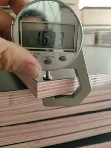 Contrachapado Industrial de Alta Calidad Resistente al Agua con Revestimiento de Película 1220*2440mm para Encofrado - Precio al por Mayor - Product Image 2