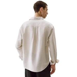 Chemise tissée décontractée haut de gamme pour homme, à manches longues, boutonnée, avec col classique et poche poitrine, design personnalisé, vente en gros - Product Image 3