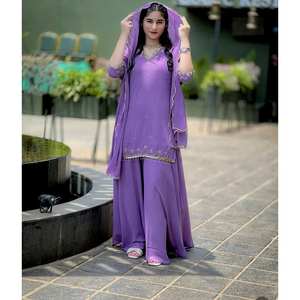 Top de ropa musulmana tradicional de trabajo de secuencia de bordado pesado de diseñador-Sarara y Dupatta - Product Image 1