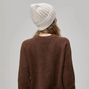 Bonnet en tricot côtelé crème pour femme, avec logo personnalisé, chaud pour l'hiver, bonnet extensible unisexe en gros - Product Image 4