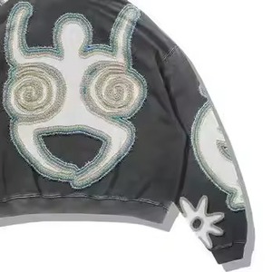 Sweat à capuche oversize pour homme avec visage de dessin animé brodé, coupe oversize, épaules tombantes, broderie vieillie, délavage acide, strass, coupe carrée - Product Image 6
