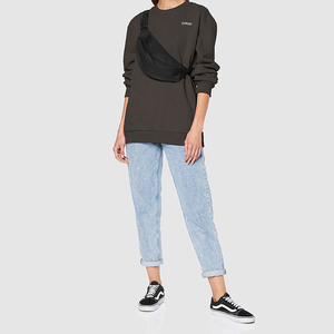 Sweat-shirts d'hiver pour femmes de haute qualité, personnalisables en gros, coupe oversize, couleur unie, logo frontal, 100% coton, écologiques et respirants - Product Image 4