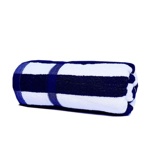 Serviettes de sport 100% coton, plusieurs tailles, antidérapantes, absorbantes, fines, légères, avec logo brodé personnalisé, respectueuses de la peau. - Product Image 5