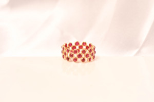 Bague éternité sertie de rubis rouges en or jaune massif 18 carats avec pierres précieuses rondes – Bijoux de luxe, pierre de naissance de juillet - Product Image 3