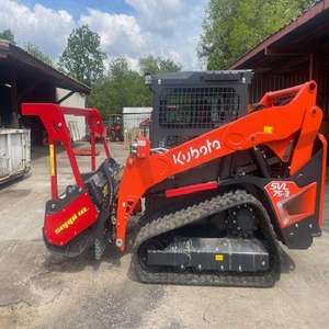 หัวตัดหญ้าสำหรับงานป่าไม้แบบติดตั้งกับรถตักล้อยาง Kubota SVL75-3 รุ่น Heavy Duty ใช้เครื่องยนต์ดีเซลระบบไฮดรอลิก - Product Image 1