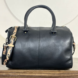 Bolsa de Viaje Grande de Cuero Vacuno Auténtico Hecha a Mano con Diseño de Corazón, Bolso de Mano Vintage con Estampado Floral, Bolsa Perfecta - Product Image 5