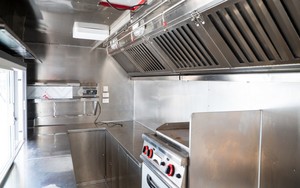 橙色食品车 食品拖车 大篷车 双轴 流行款 大红色方形箱式 热狗 汉堡 薯条出售 美国 - Product Image 5