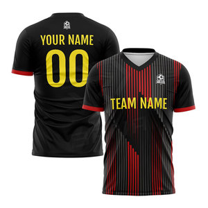 Camiseta de Fútbol para Hombre, Estilo Nuevo, 100% Poliéster, Transpirable, de Secado Rápido, Cuello Redondo, Personalizable con Nombre de Equipo - Product Image 1