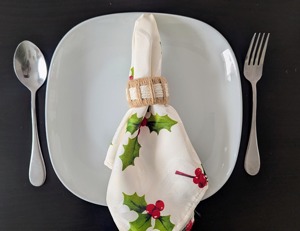 Stylish Brown <b>White</b> Jute Napkin Ring Holder Ideal For Rustic <b>Table</b> Setting Kitchen <b>Dining</b> Wedding Party And Gifting Use - Product Image 6